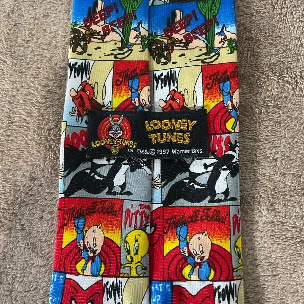 Warner Bros. Looney Tunes Neck Tie 57” Long 3 3/4” Wide
